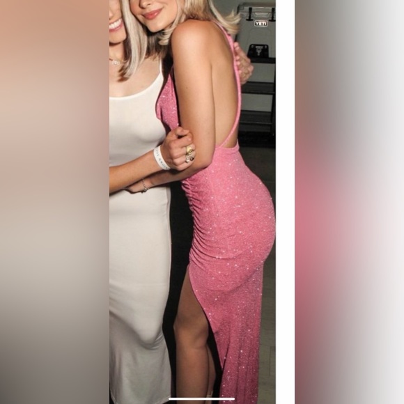 Pink open back formal dress - Picture 3 of 4